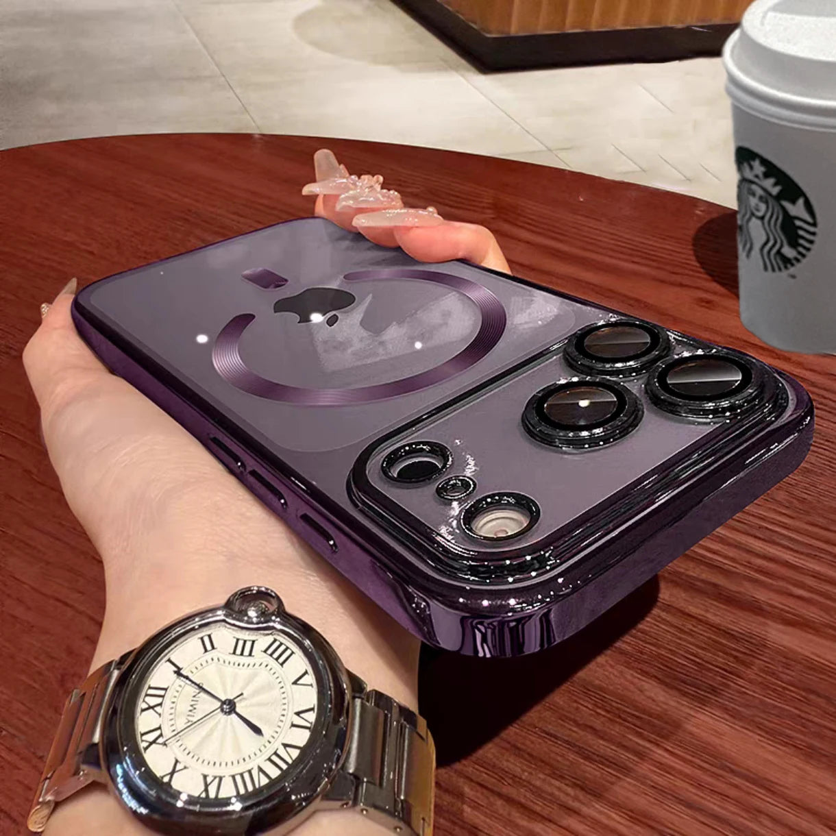 Magnetische transparente Hülle für iPhone Pro Max