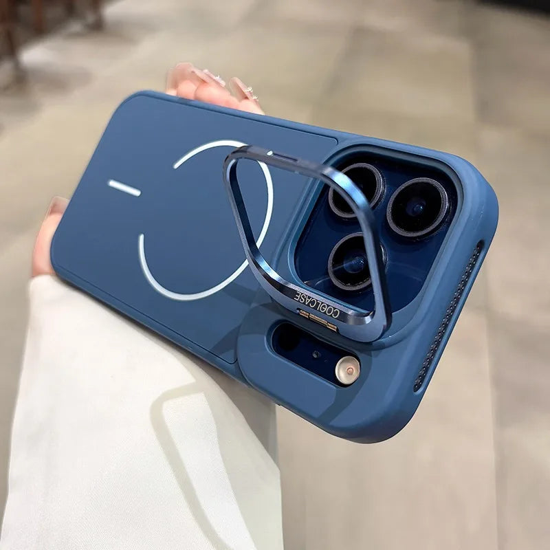 Magnetische iPhone 17 Pro Max Hülle mit Linsenständer